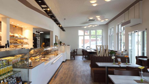 Eröffnung Kaltencafe Bäckerei Katz